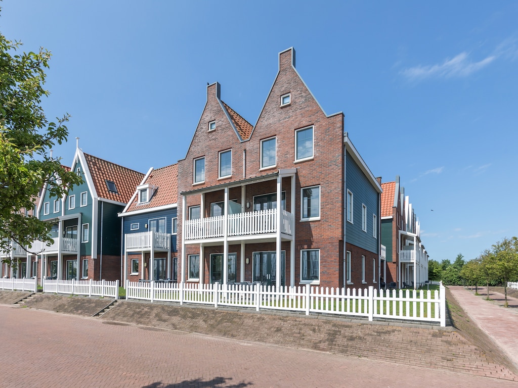 Huis in Volendam met Uitzicht op de Haven