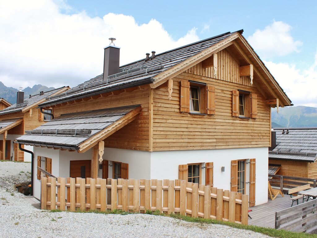 Cozy Chalet in Weißpriach with Terrace
