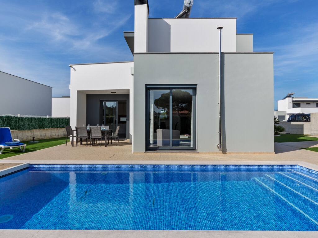 Luxe villa met verwarmd privézwembad