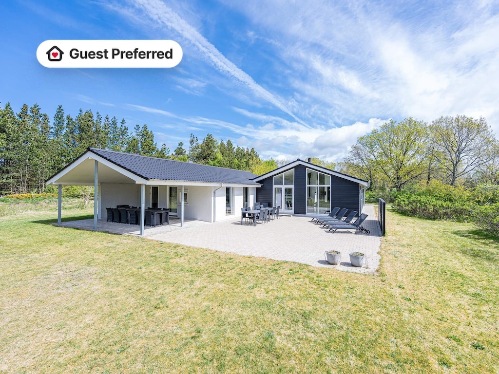 Luxe toevluchtsoord in Henne Strand-By Traum