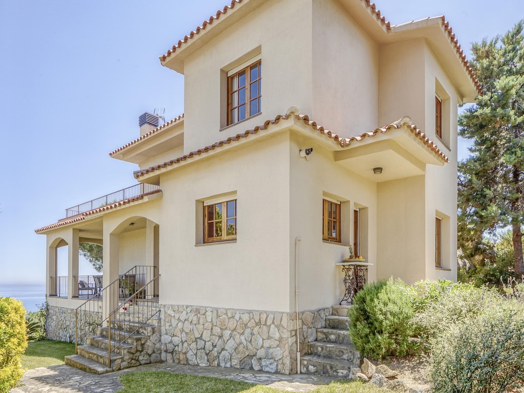 Villa in Arenys de Mar met Zeezicht