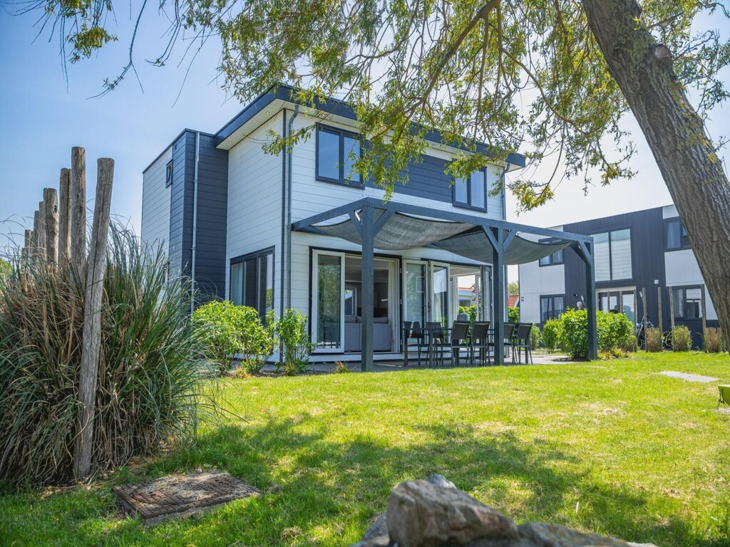 Modernes Ferienhaus mit Sauna