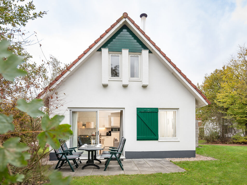 Renoviertes Haus mit Kamin nahe dem Drents-Friese Wold