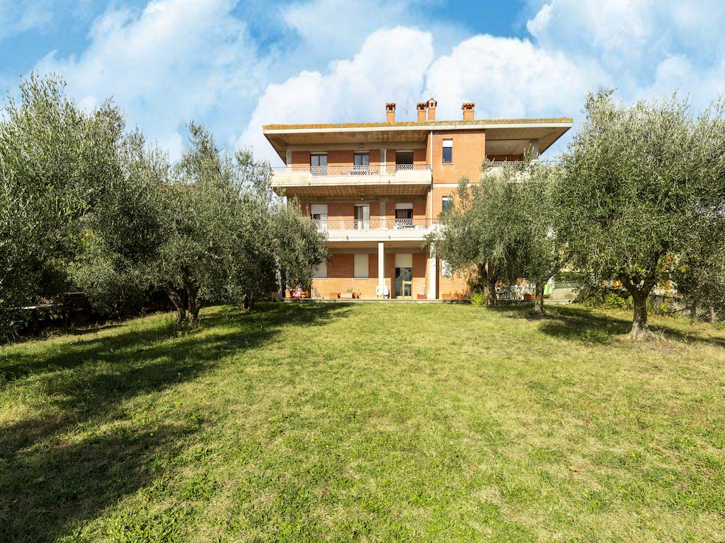 Huis in Tuoro sul Trasimeno bij Lago Trasimeno