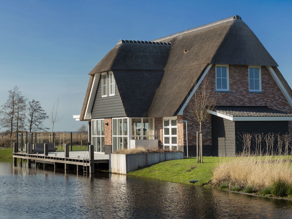Friese Meren Villa's 10 Ferienpark in den Niederlande
