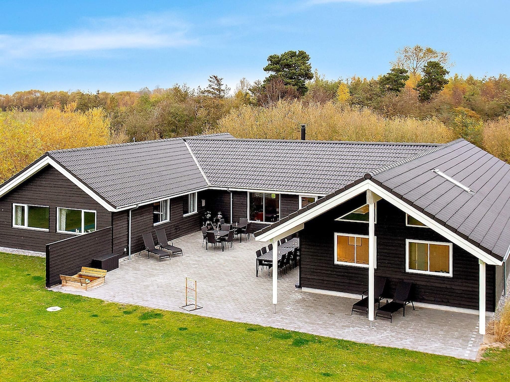 22 persoons vakantie huis in Idestrup