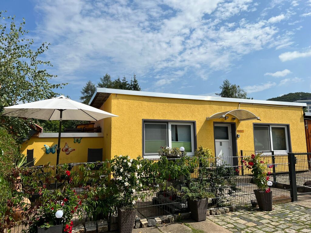 Moderne bungalow in Wernigerode met terras