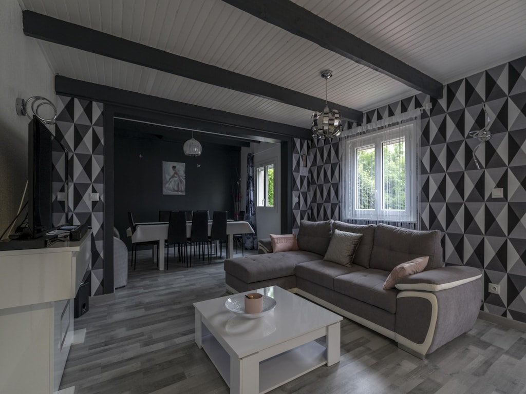 Ruime villa op 200 meter van de rivier de Orb