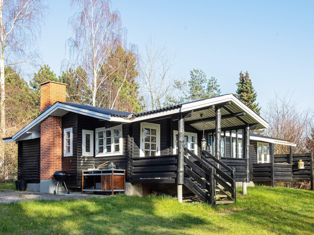Honsinge Lyng-woning met aanbouw