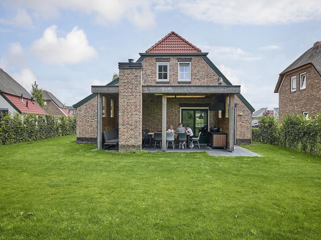 Fraai vakantiehuis met luxe BBQ, in Limburg