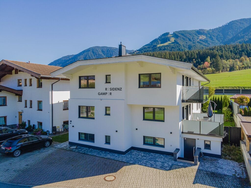Schöne Wohnung in Brixen im Thale mit Terrasse