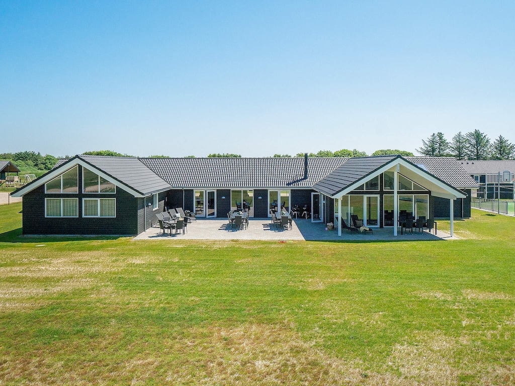 30 Personen Ferienhaus in Nørre Nebel