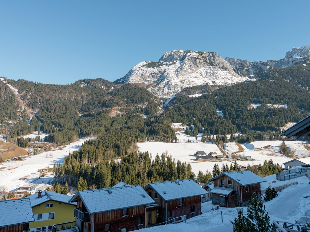 Chalet in Annaberg-Lungötz met een community pool