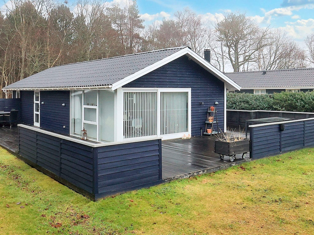 Kustliche Ruhe in Hals-By Traum