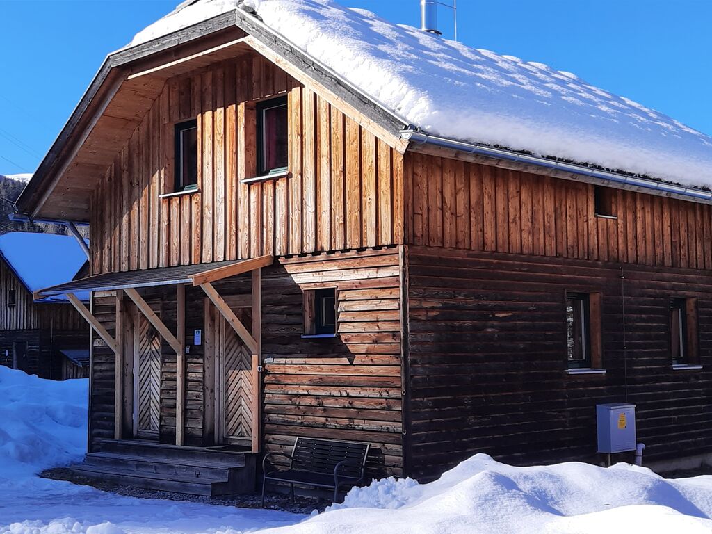 Chalet in St. Georgen ob Murau with hot tub
