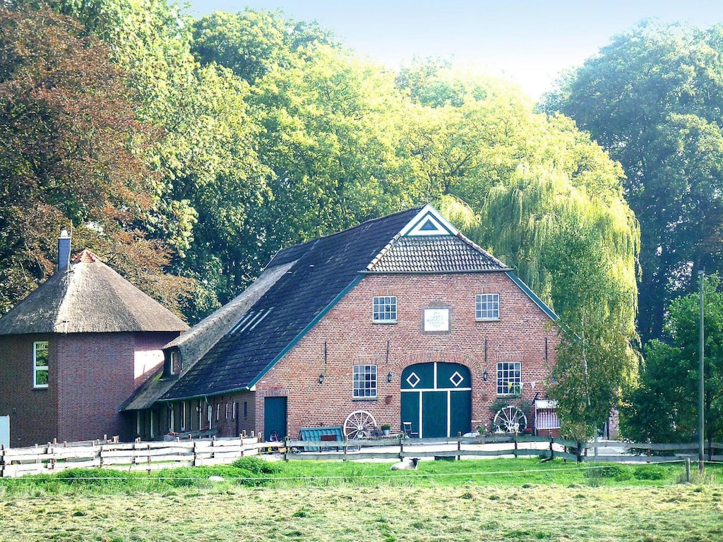 Appartement bij Jadeboezem met tuin