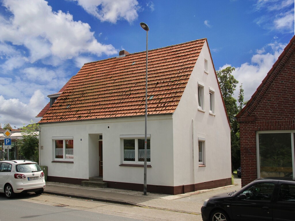 Apartment in Carolinensiel with a high chair and b Ferienwohnung  Wittmund Region