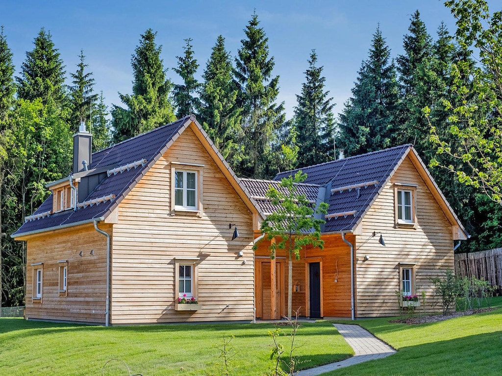 Twee-onder-een-kapwoningen, turfhuis