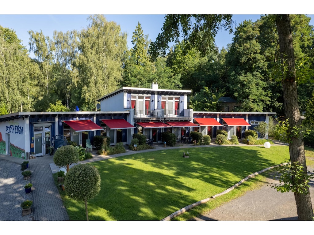 Vakantieappartement met uitzicht op het meer van Glindow.