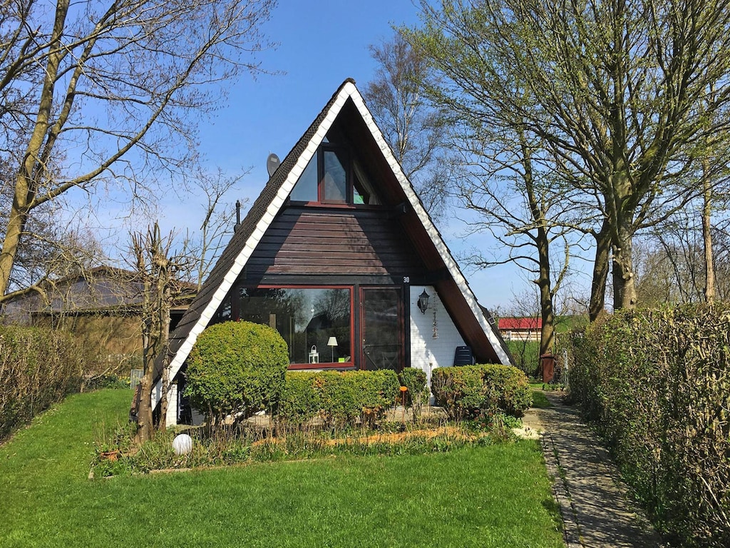 Vakantiehuis in Burhave vlakbij de zee