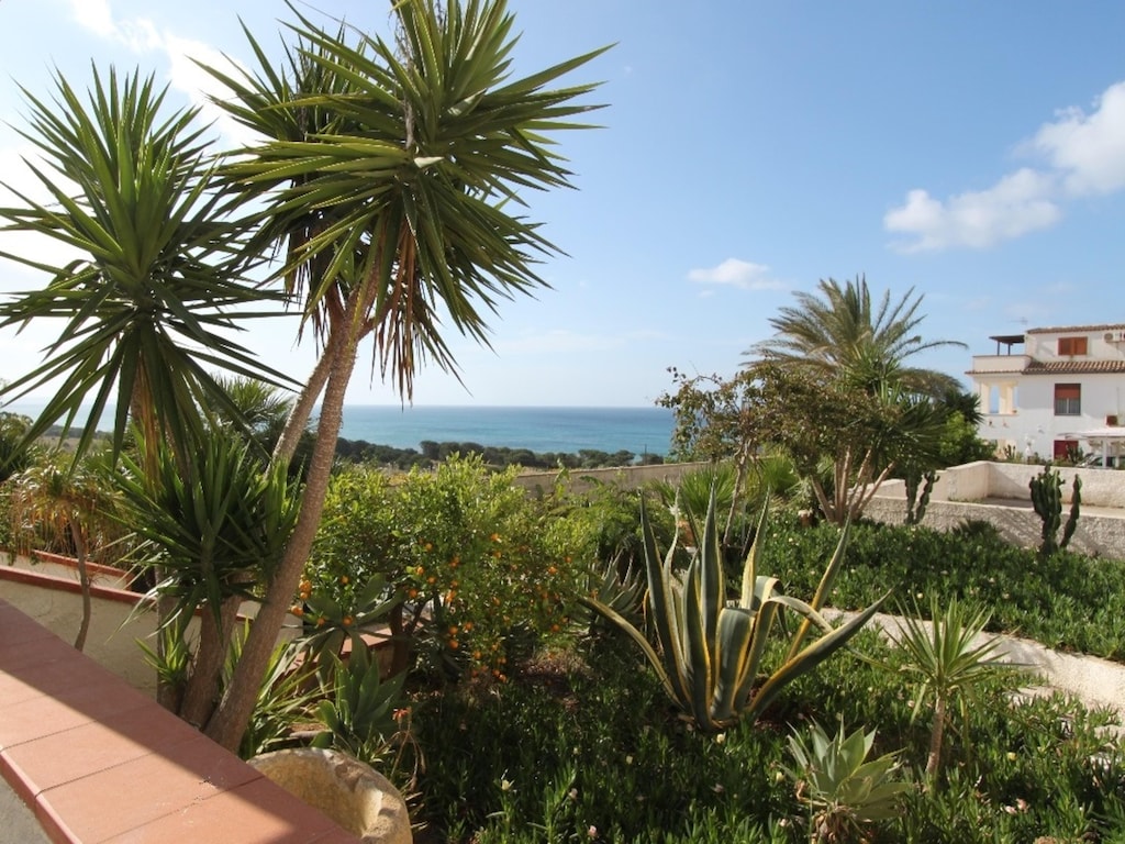Appartement in Sicilië bij zandstrand