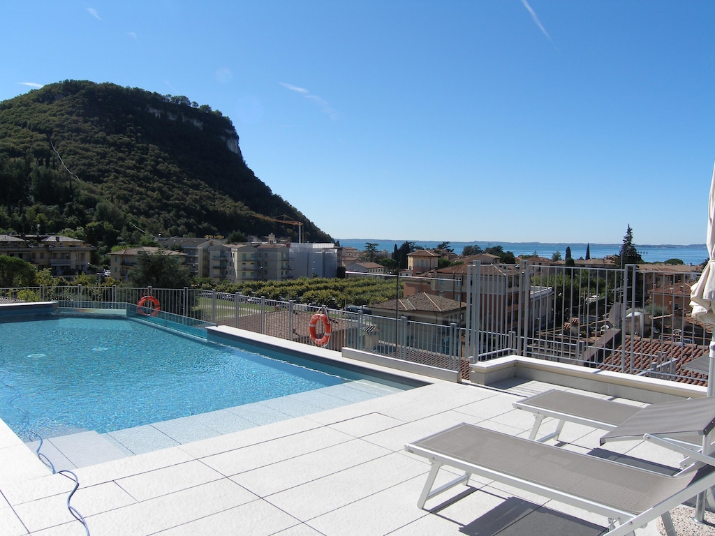 Appartement in Garda in de buurt van Shopping