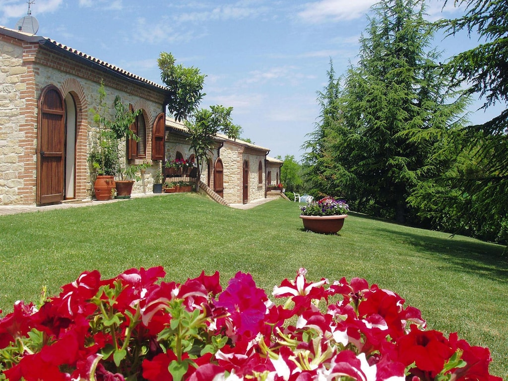 Hotel in Marche met wandelpaden