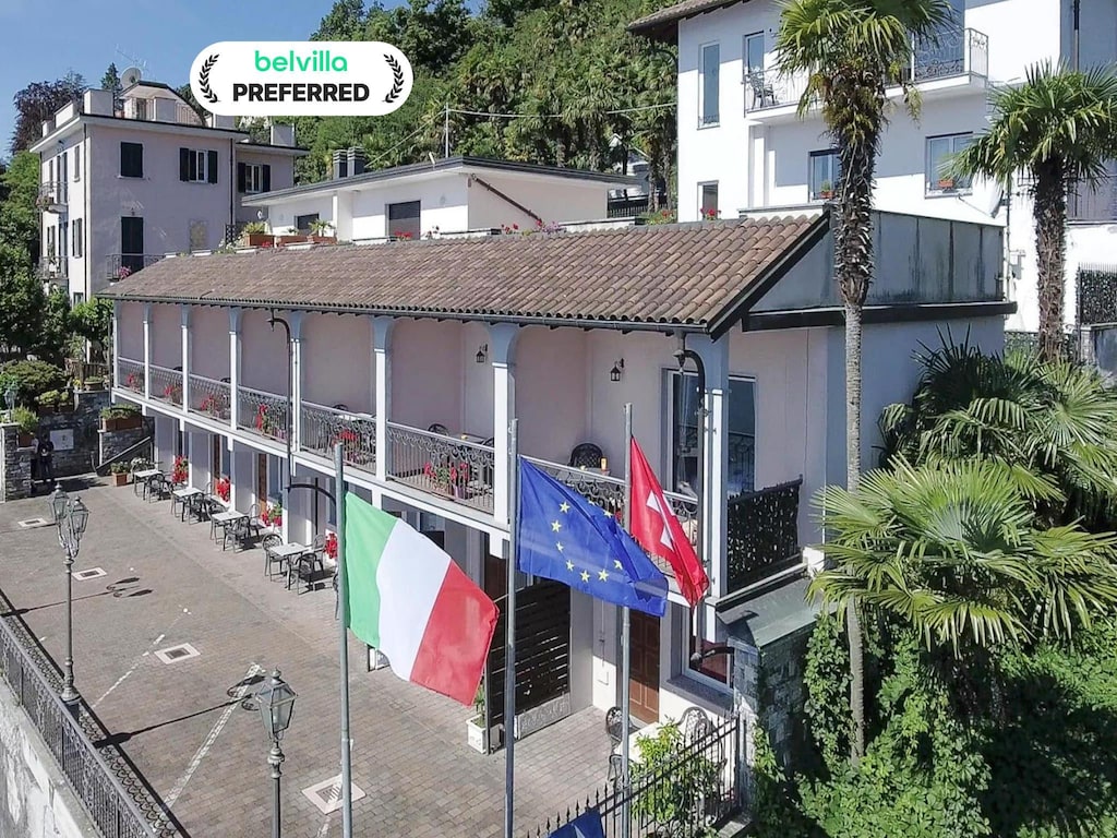 Residentie Casa & Vela met privéstrand in Oggebbio