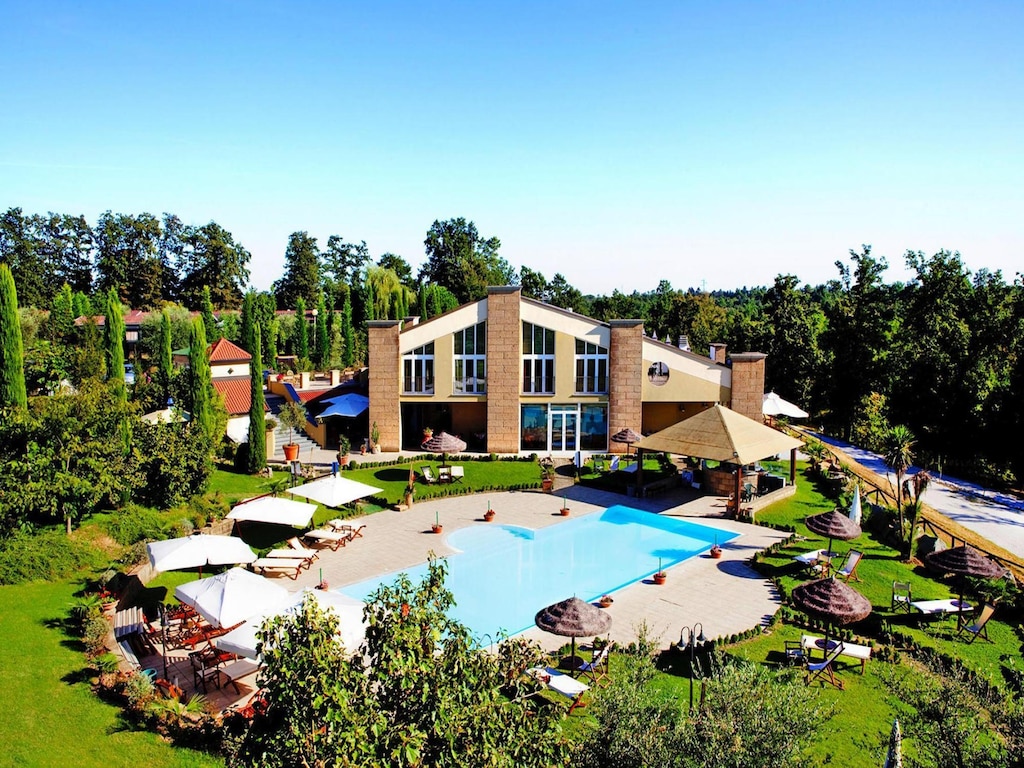 Appartement in Vinci met zwembad & wellness