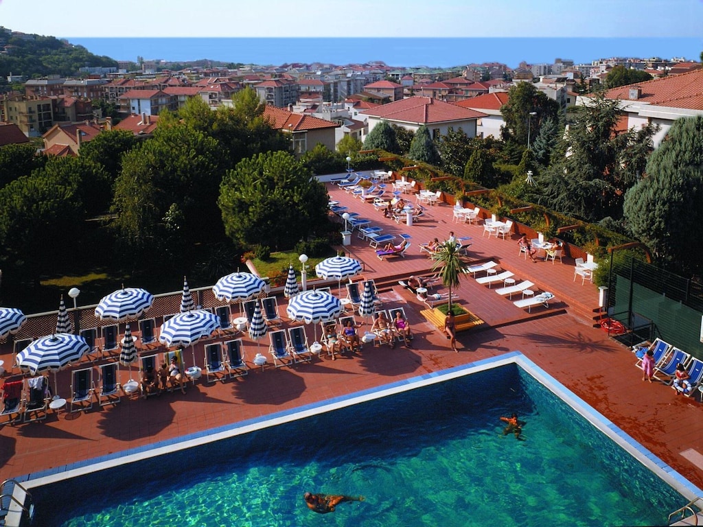 Appartement in Pietra Ligure met garage