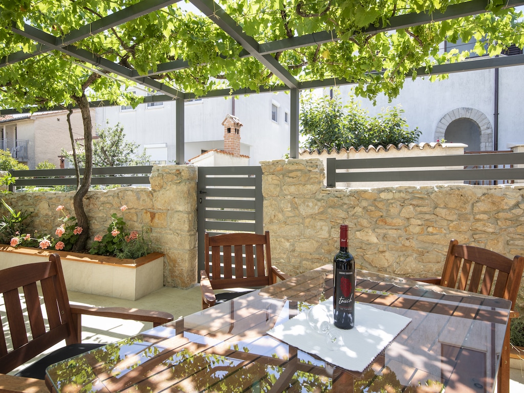 Modern vakantiehuis met jacuzzi