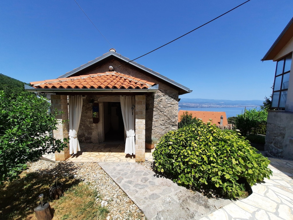 Ferienhaus Iva in Lovran - Dobrec, in Panoramalage