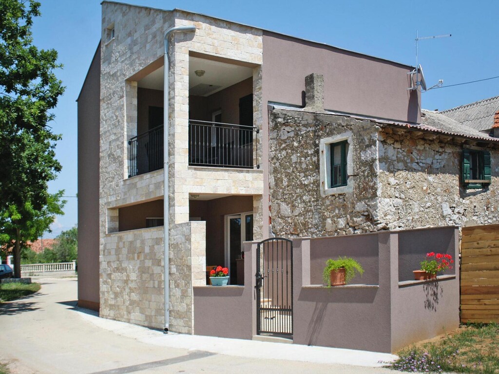 Ferienhaus in Privlaka (Zadar) nahe Sandstrand