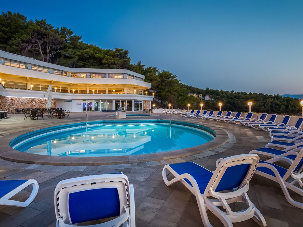 Apartements Fontana Resort in Jelsa, mit Swimmingp Ferienwohnung in Kroatien
