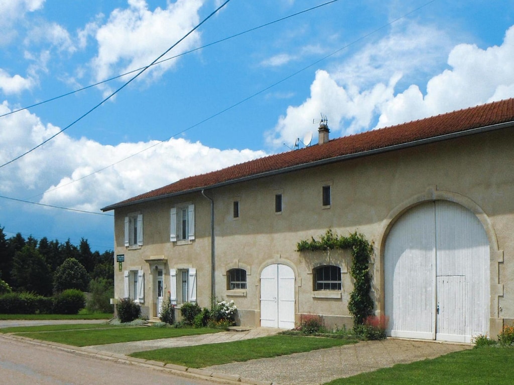 Huis bij Lac de Madine met historische charme
