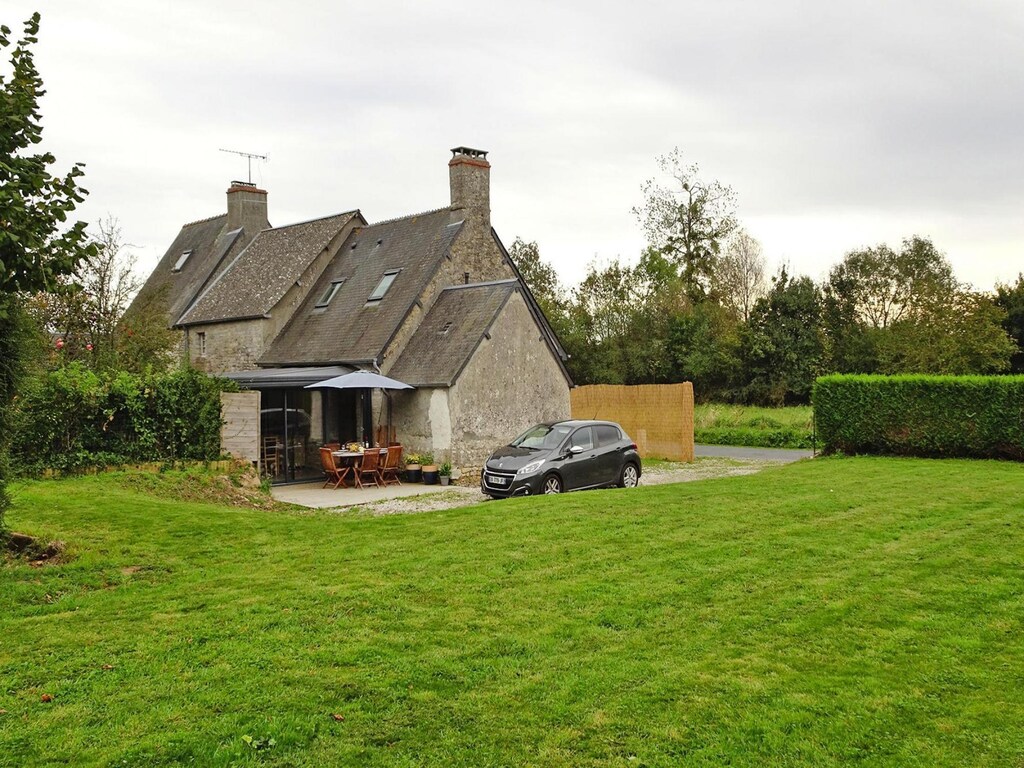 Half vrijstaande woning, Brucheville