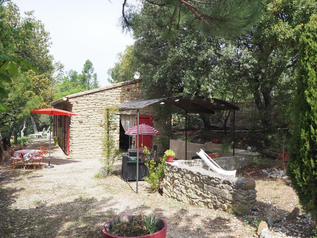 Provencal holiday home with private terrace and pa Ferienhaus  Vaucluse