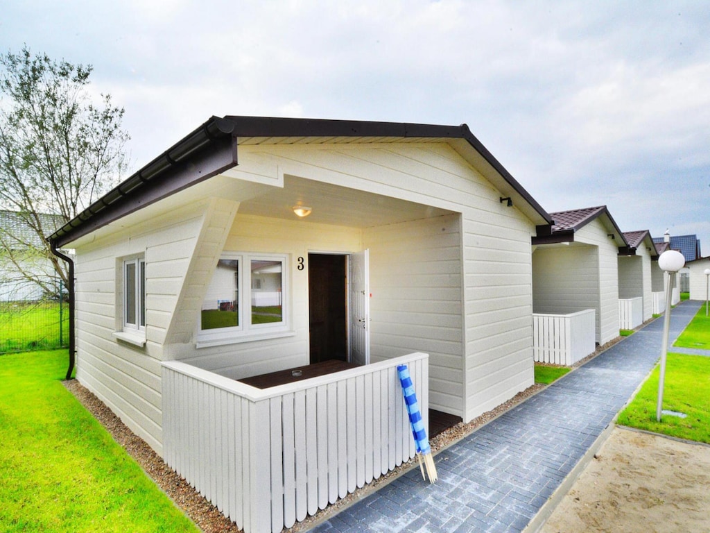 Gelijkvloerse vakantiehuizen met terras, zomerbad
