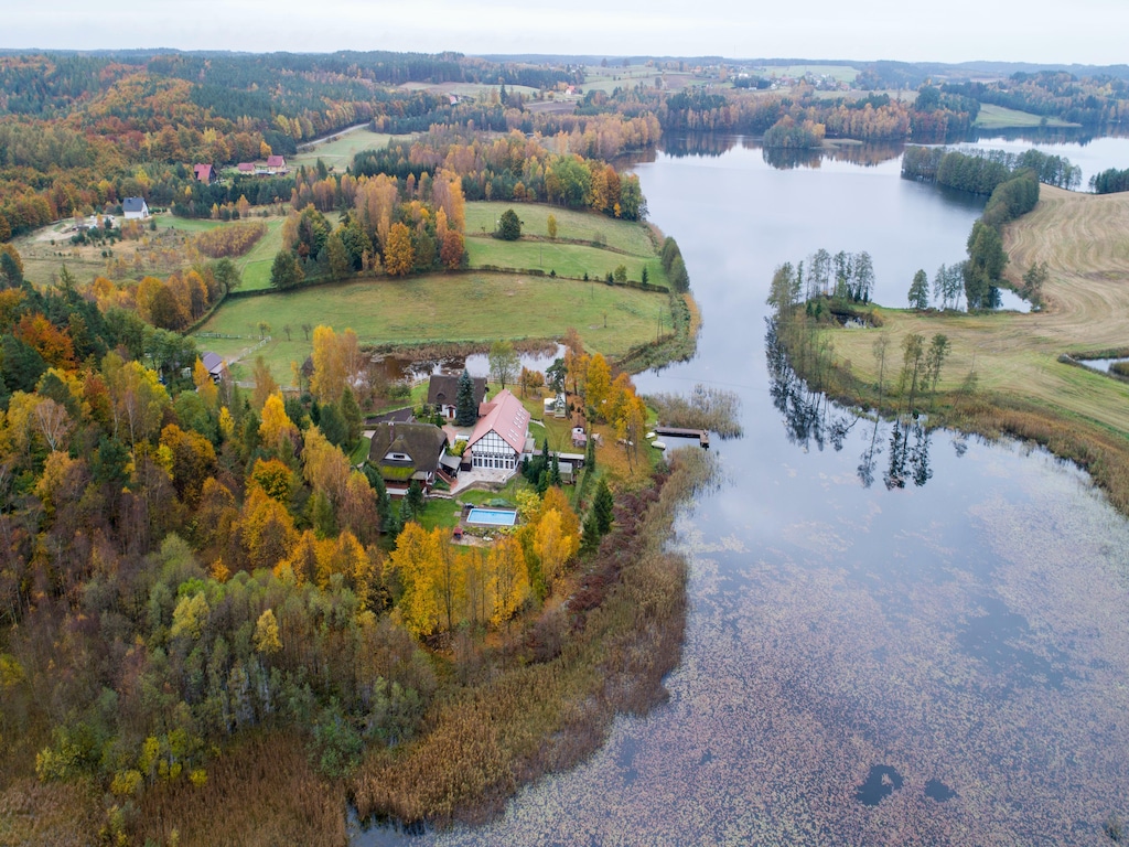 Appartement  20 m van het Boruja-meer in Rekowo