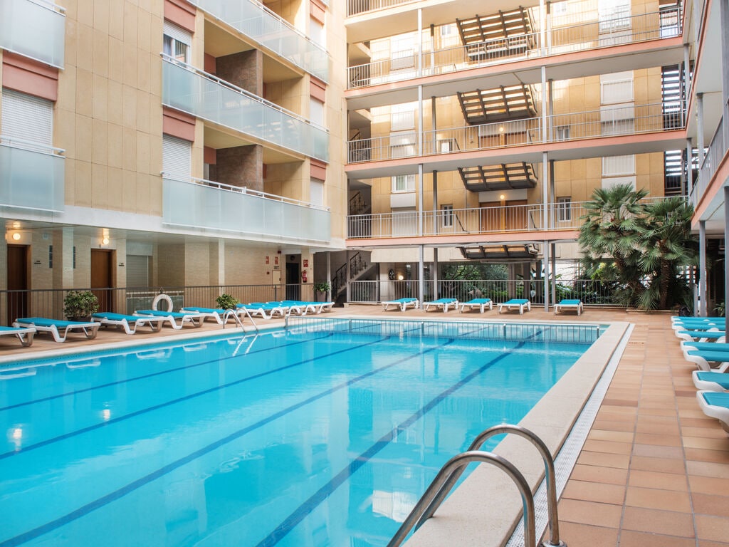 Wohnung in Calafell mit einem gemeinsamen Pool Ferienwohnung in Spanien