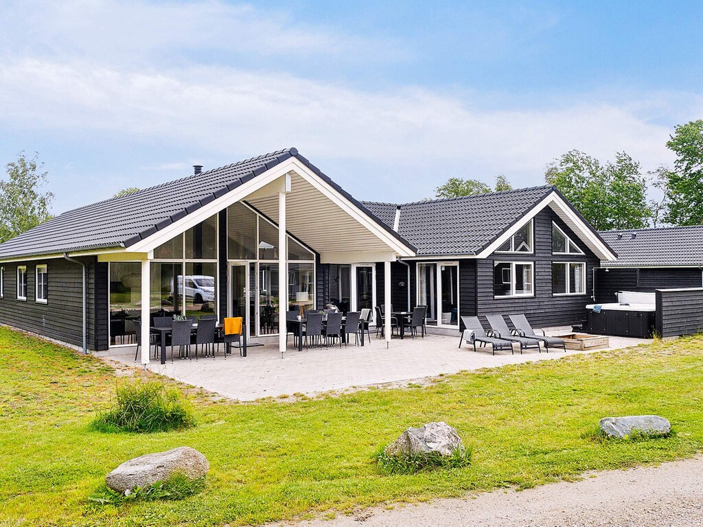 16 persoons vakantie huis in Væggerløse