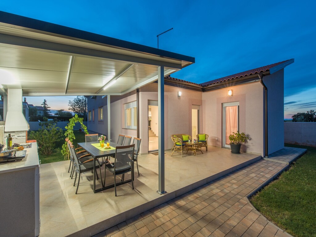 Villa in Novigrad met privézwembad