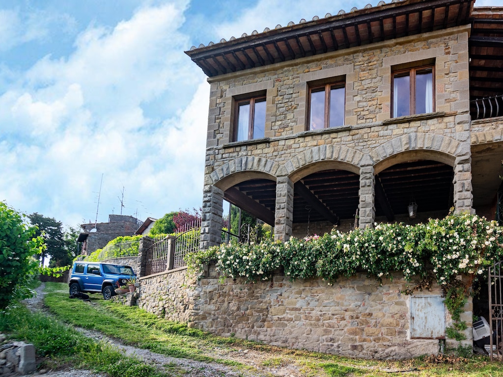 Villa in Cortona met privézwembad en bubbelbad