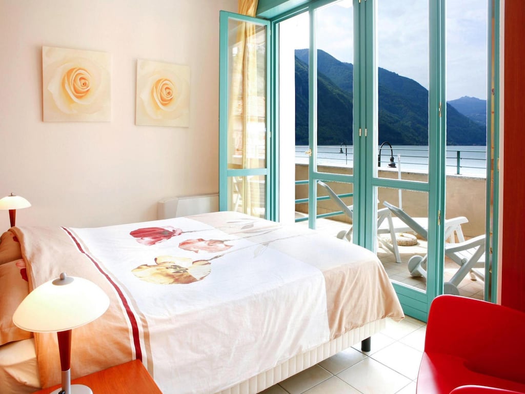 Vakantiehuis in Porlezza met uitzicht op het meer