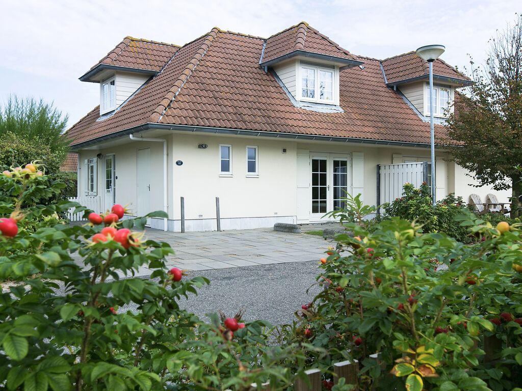 Gerestylede villa, zee op 1km, in gezellig Domburg