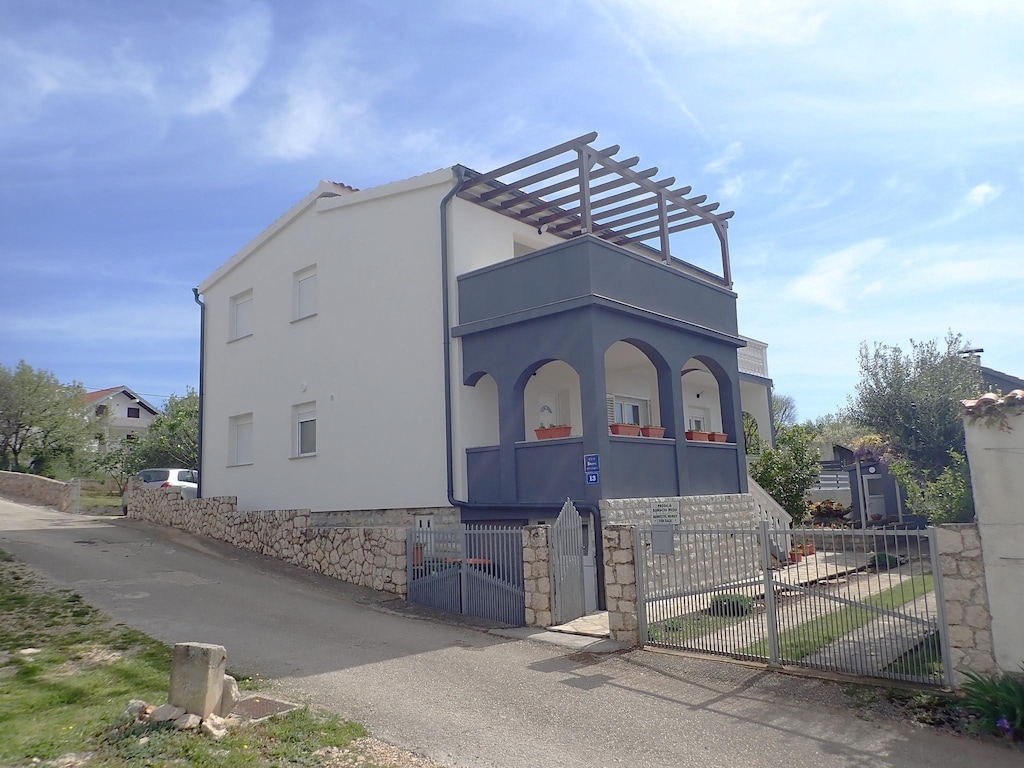 Appartement in Maslenica voor 6 personen