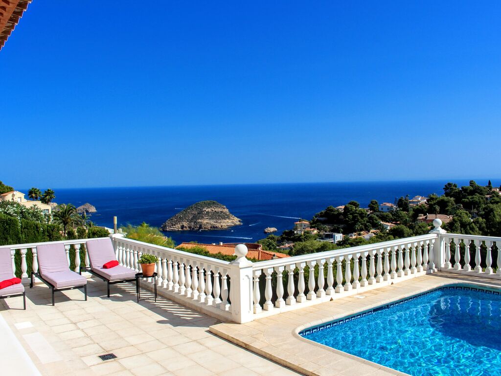 Luxe villa in Javea met panoramisch uitzicht