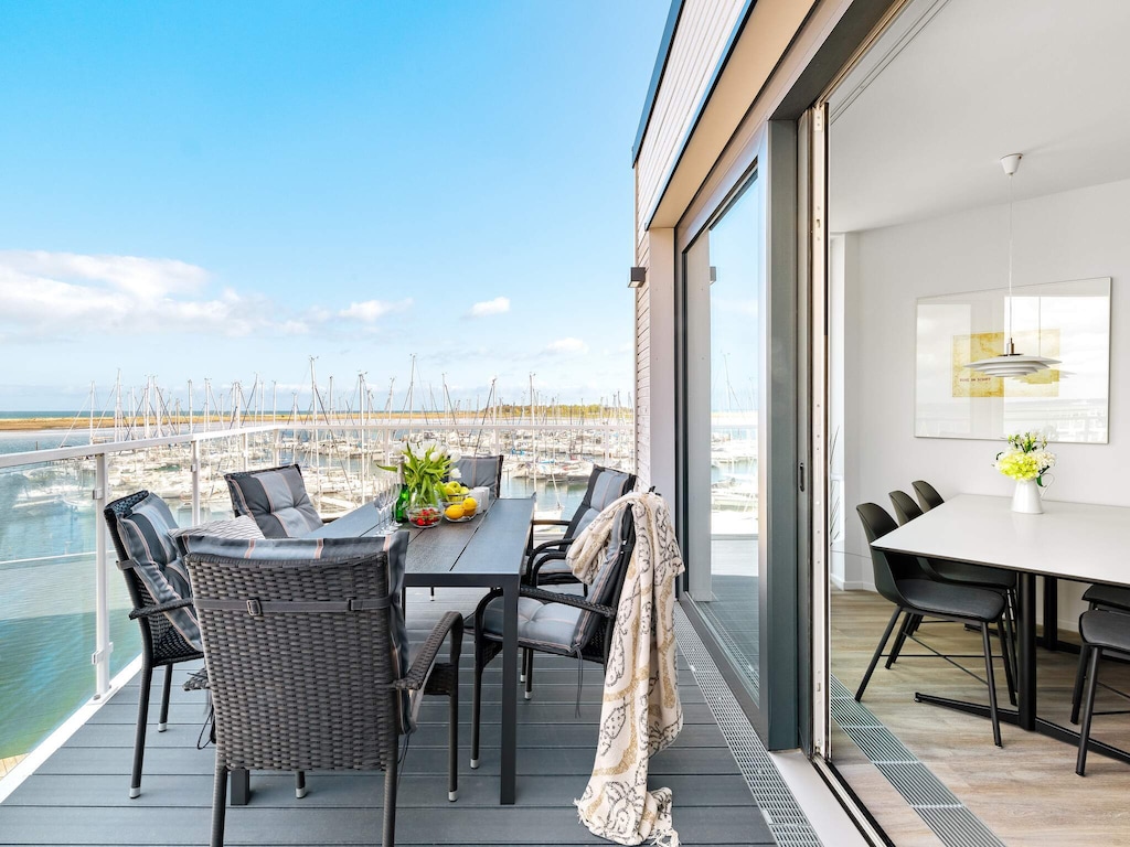 Modern vakantieappartement direct aan zee