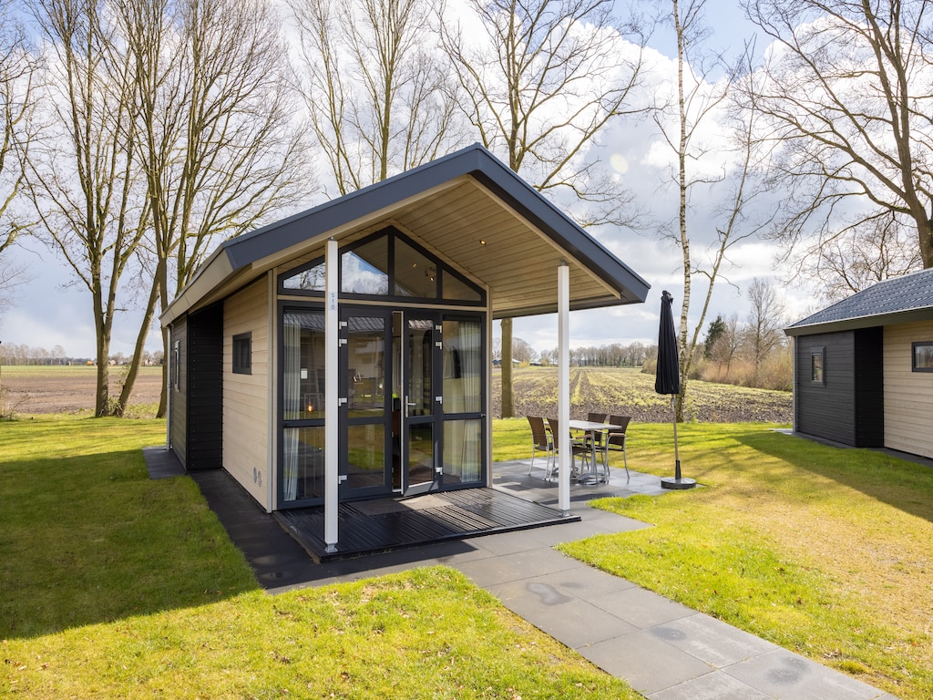 Leuk tiny house met airco, in het groene Twente