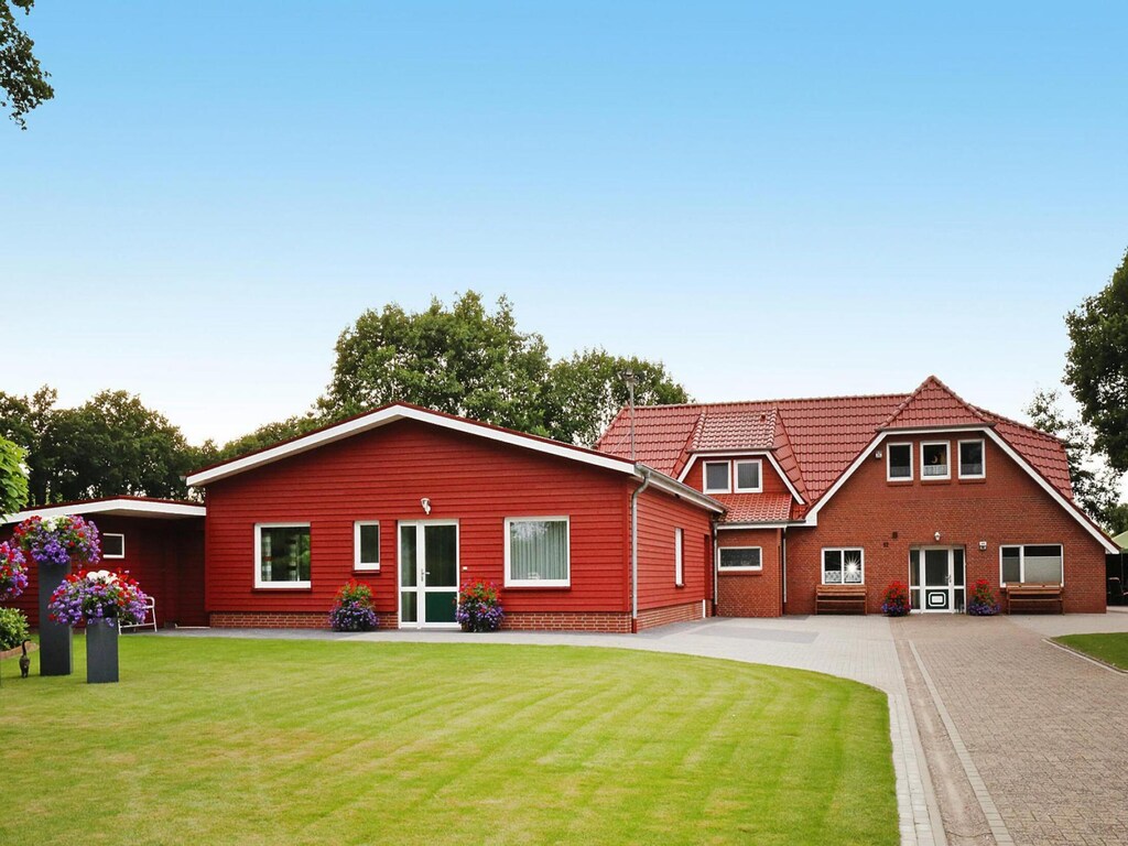 Vakantiehuis in Rastede met Tuinzicht